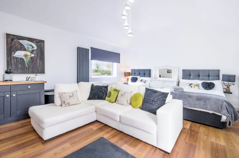 Premium bedding, individually decorated, individually furnished, desk