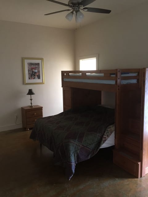 Queen with twin avove it,