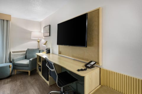 Standard Room, 2 Queen Beds, Accessible, Refrigerator & Microwave (Walk-in Shower) | Iron/ironing board, bed sheets