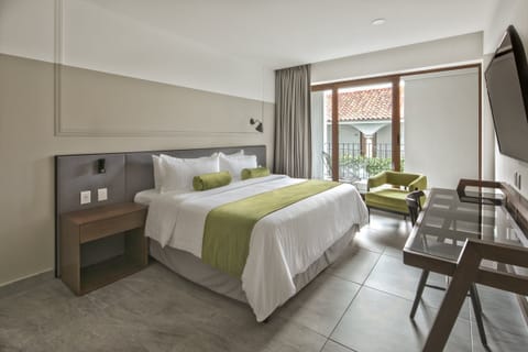 Deluxe Room, 1 King Bed | View from room