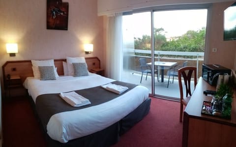 Comfort Double Room, Balcony | Individually decorated, individually furnished, desk, free WiFi