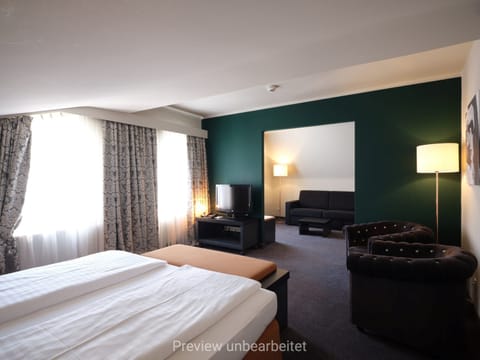 Superior Double Room | 1 bedroom, premium bedding, in-room safe, individually decorated
