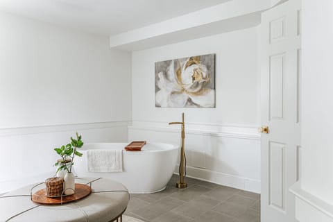 Superior Suite, Ensuite (8) | Bathroom