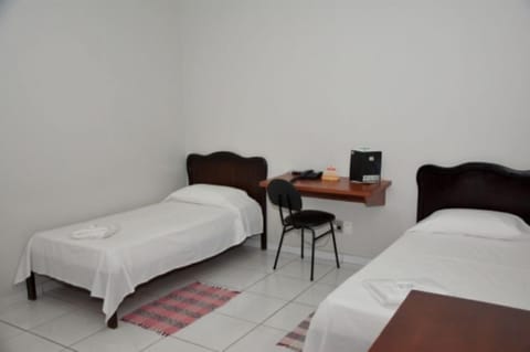 Apartment (Duplo Solteiro) | Minibar, free WiFi, bed sheets