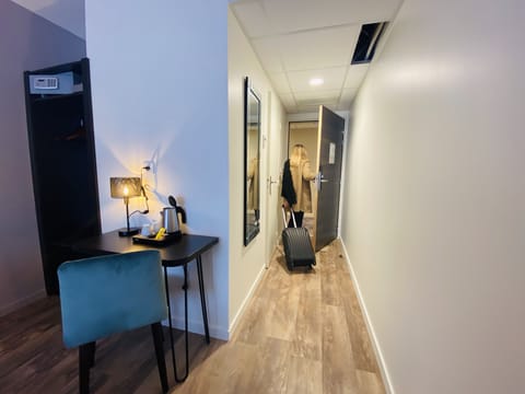 Deluxe Room | Premium bedding, in-room safe, individually decorated, laptop workspace