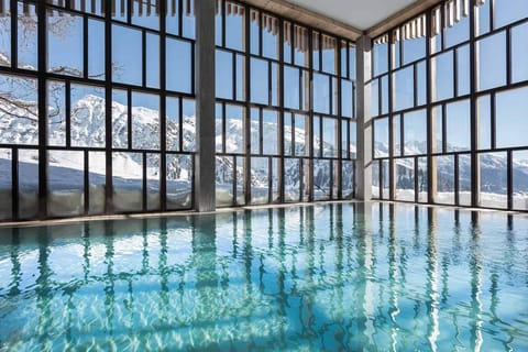 Indoor pool, lifeguards on site