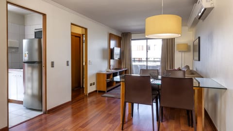 Superior Apartment, 1 Bedroom | Dining room