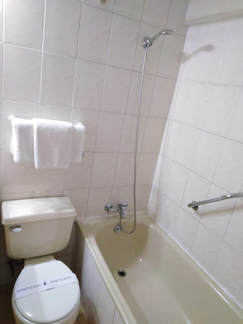 Standard Triple Room | Bathroom | Combined shower/tub, deep soaking tub, rainfall showerhead