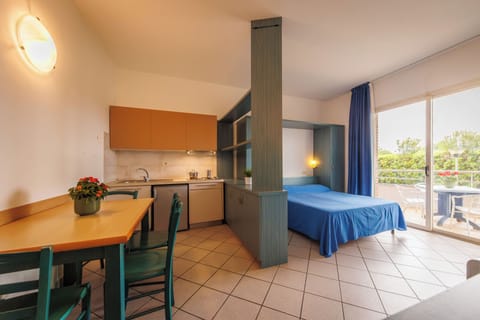 Triple Room | In-room safe, cribs/infant beds, wheelchair access