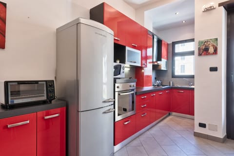 Apartment, 2 Bedrooms | Private kitchen | Full-size fridge, microwave, oven, stovetop