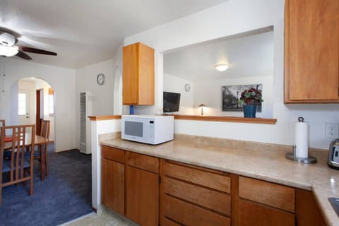 House | Private kitchen | Full-size fridge, microwave, oven, stovetop