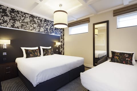 Triple Room Souterrain (Limited View) | Premium bedding, Select Comfort beds, in-room safe, desk