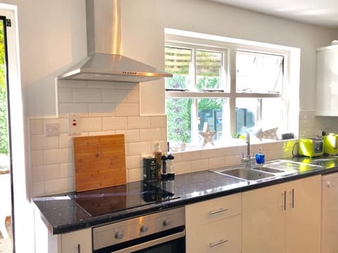 A large fully equipped kitchen/diner..... lots of space for entertaining.