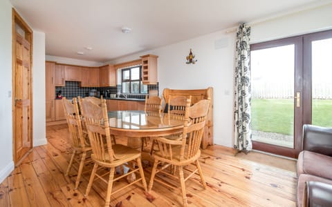 Ceol_Na_Mara_Fethard_on_Sea_Wexford_5_Bedrooms