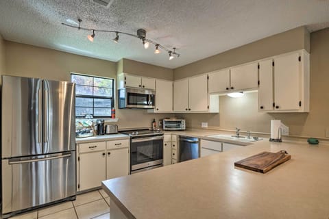 Kitchen | Fully Equipped | 1st Floor