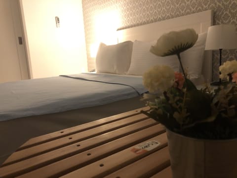Basic Double Room, Shared Bathroom | Free WiFi, bed sheets