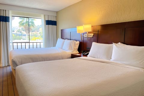 Deluxe Room, 2 Queen Beds | Premium bedding, pillowtop beds, in-room safe, individually decorated