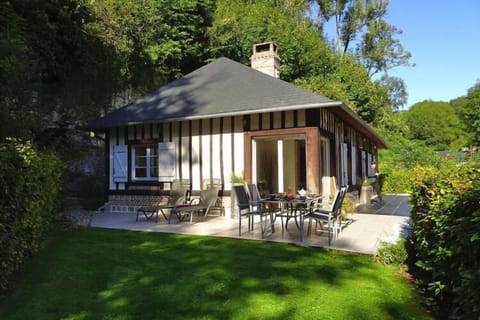 Holiday Home Exterior [summer]