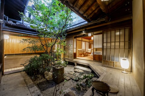 Japanese Western Style Room with Private Partially Open-air Bath, Courtyard, 1st Floor, Non Smoking | Free WiFi