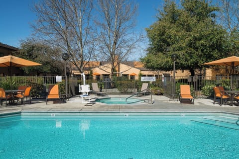 Outdoor pool, pool umbrellas