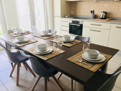 Apartment | In-room dining