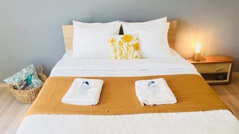 Apartment | Egyptian cotton sheets, premium bedding, down comforters, desk