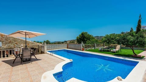 Casa Maza de Guaro by Ruralidays