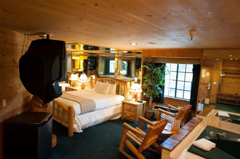 Cabin Suite | Premium bedding, down comforters, individually decorated