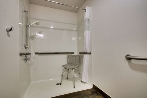 Room, 2 Queen Beds, Accessible, Non Smoking | Bathroom | Hair dryer, towels