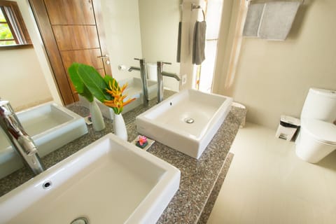 Garden Villa, Private Pool | Bathroom sink