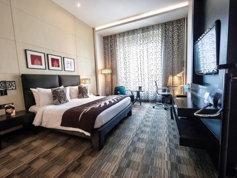 Fern Club Room | Premium bedding, minibar, in-room safe, desk