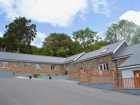 Exterior | Bwlch Y Person Barns - Beudy, Dihewyd, nr. Aberaeron