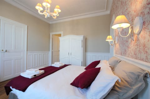 Deluxe Double Room, Non Smoking | Premium bedding, desk, soundproofing, free WiFi