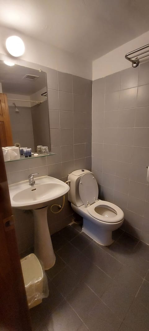 Economy Double Room, 1 Double Bed | Free WiFi, bed sheets