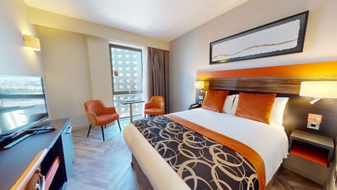 Deluxe Double Room | 1 bedroom, in-room safe, desk, laptop workspace