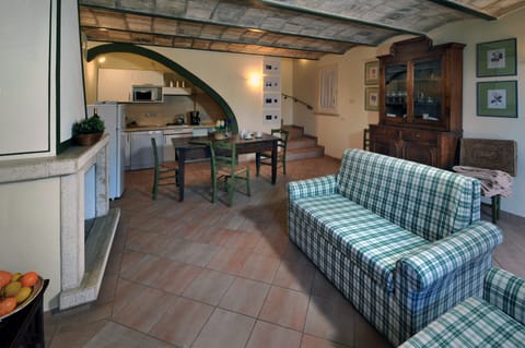 Superior Apartment, 2 Bedrooms | Private kitchen | Electric kettle