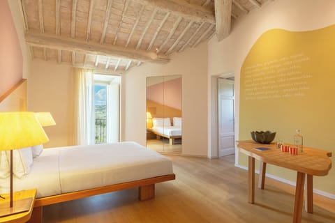 Minibar, in-room safe, desk, laptop workspace