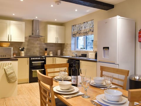 Kitchen/diner | May Cottage - Spring Cottages, Settle