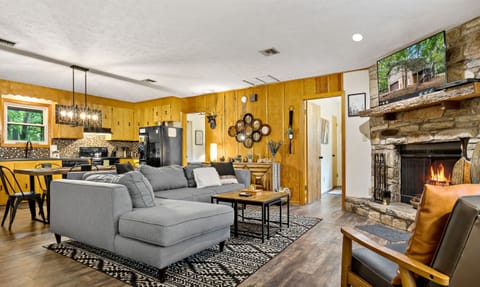 Plenty of cozy seating in the livingroom