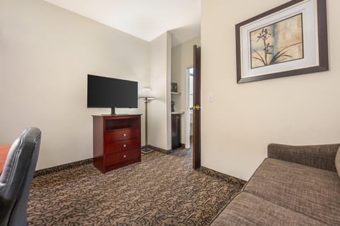 Suite, 1 King Bed, Non Smoking, Refrigerator & Microwave | Desk, blackout drapes, iron/ironing board, free WiFi