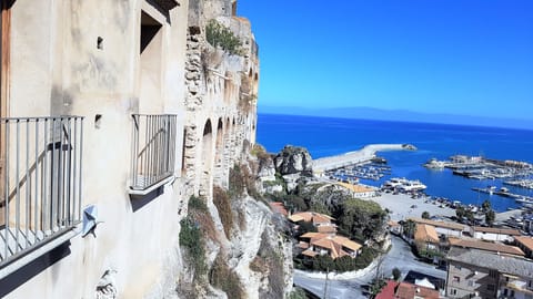 Apartment, 3 Bedrooms, Ocean View, Annex Building | View from room