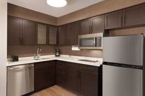 Studio, 1 King Bed | Private kitchen | Fridge, microwave, stovetop, dishwasher