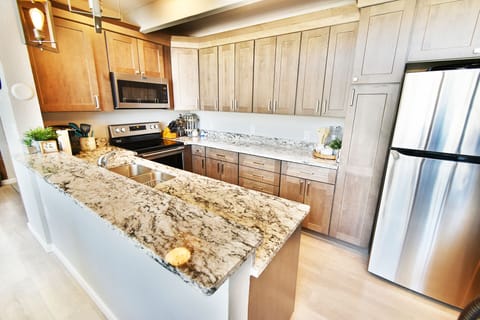 Kitchen with Stainless, Granite - Kitchen with Stainless, Granite