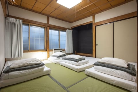 Japanese Style Family Room for 4 Guests | Bed sheets