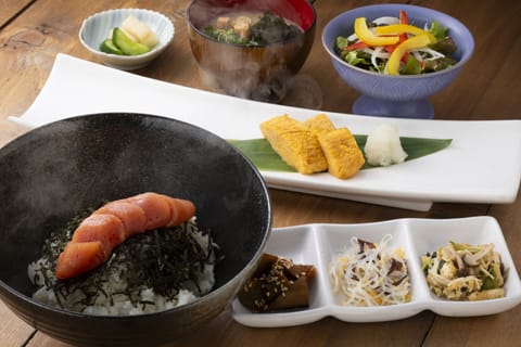 Daily Japanese breakfast (JPY 1650 per person)