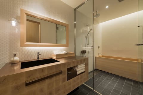 Superior Twin Room Main Building | Bathroom amenities | Separate tub and shower, deep soaking tub, rainfall showerhead