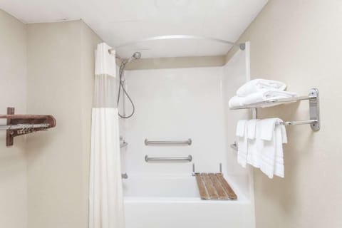 Room, 2 Queen Beds, Accessible, Non Smoking (Mobility) | Bathroom | Combined shower/tub, free toiletries, hair dryer, towels