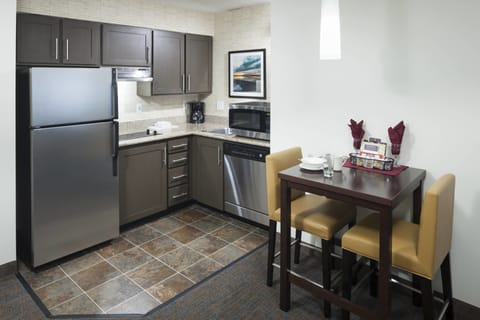 Studio, 2 Queen Beds, Non Smoking | Private kitchen | Fridge, microwave, stovetop, dishwasher