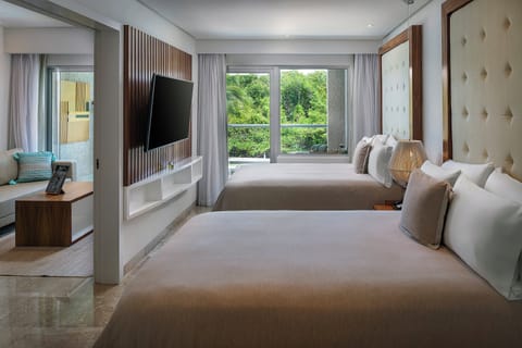 The Reserve, Suite, Nature View | Egyptian cotton sheets, premium bedding, down comforters, free minibar