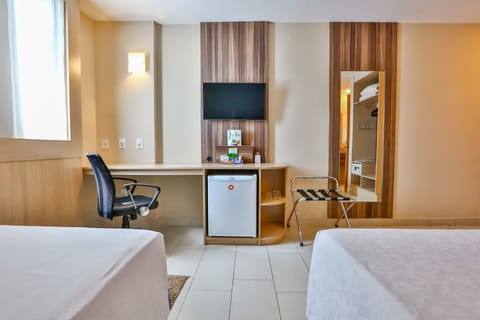 Superior Single Room, 2 Twin Beds | Pillowtop beds, minibar, in-room safe, laptop workspace